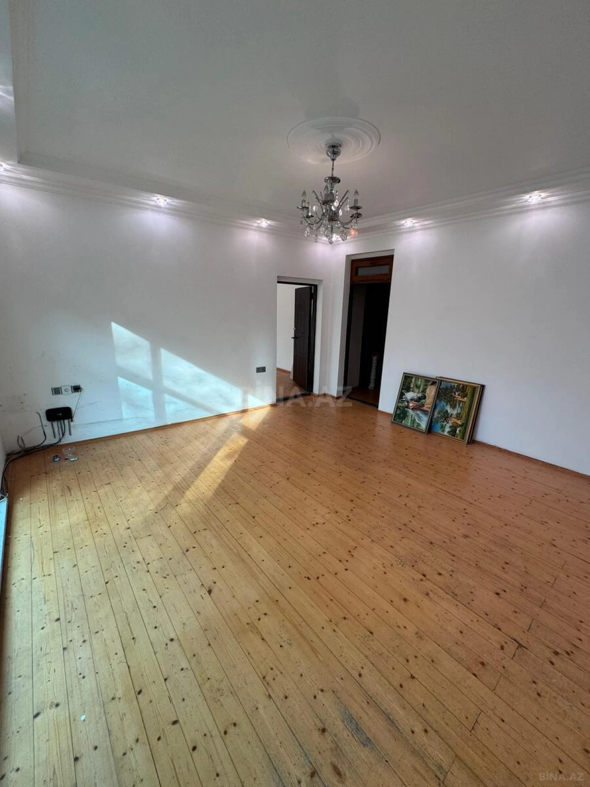 Kirayə verilir obyekt 300 m²