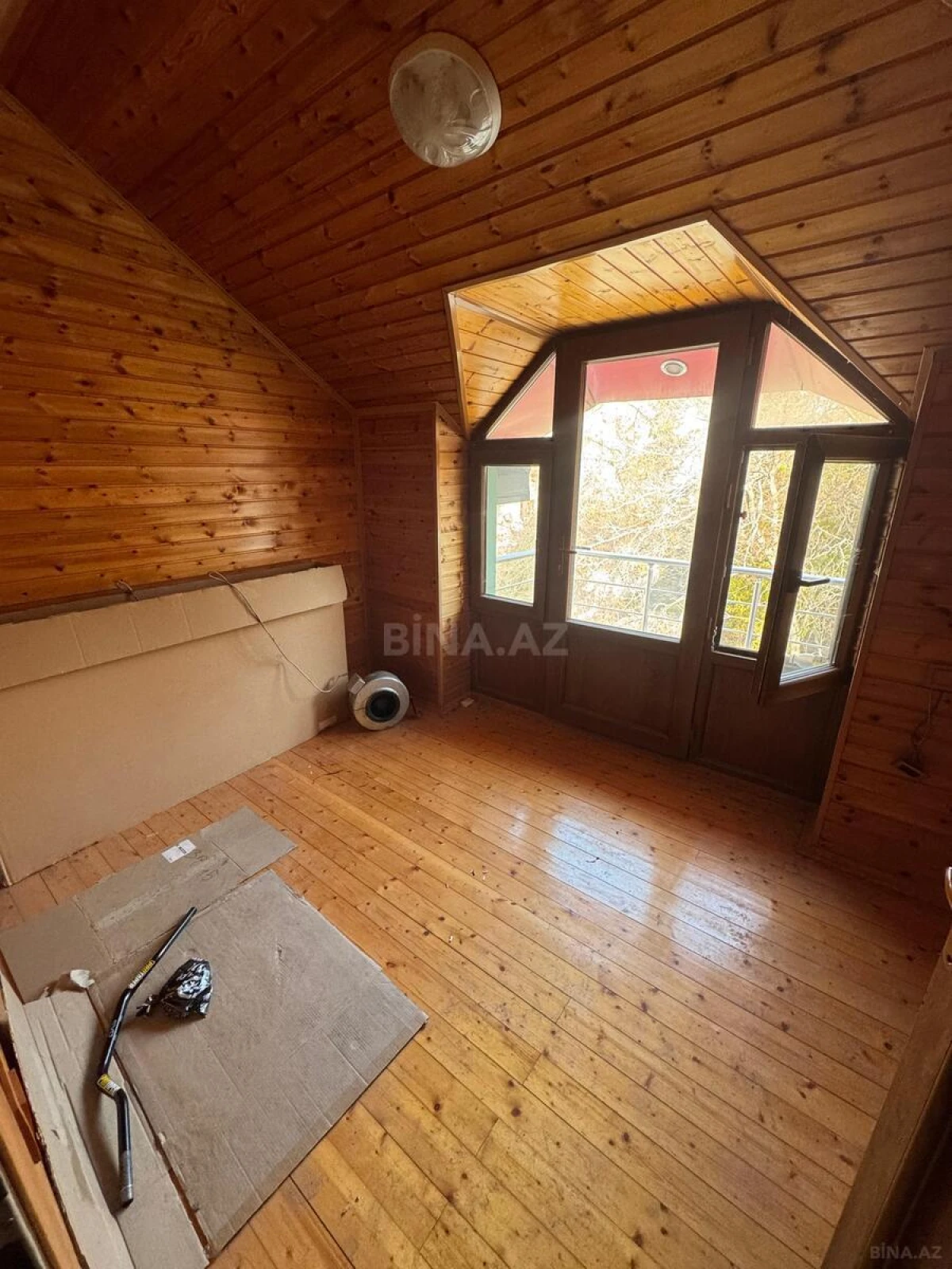 Kirayə verilir obyekt 300 m²