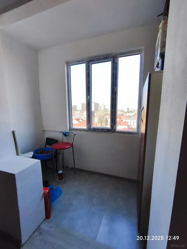Satılır 5 otaqlı mənzil 120 m²