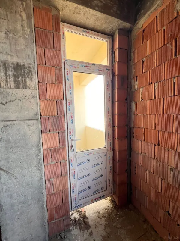 Satılır 2 otaqlı mənzil 97.2 m²