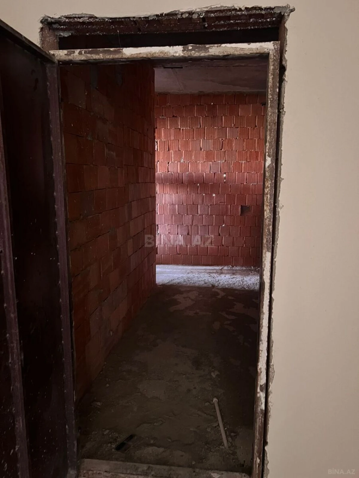 Satılır 2 otaqlı mənzil 97.2 m²