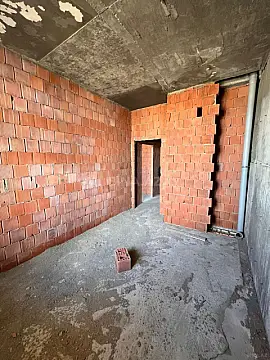 Satılır 2 otaqlı mənzil 97.2 m²
