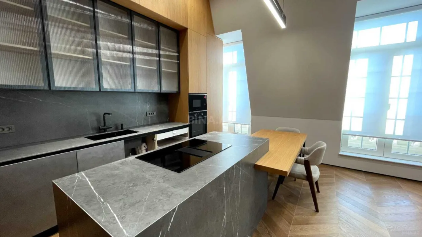 Kirayə verilir 2 otaqlı mənzil 55 m²