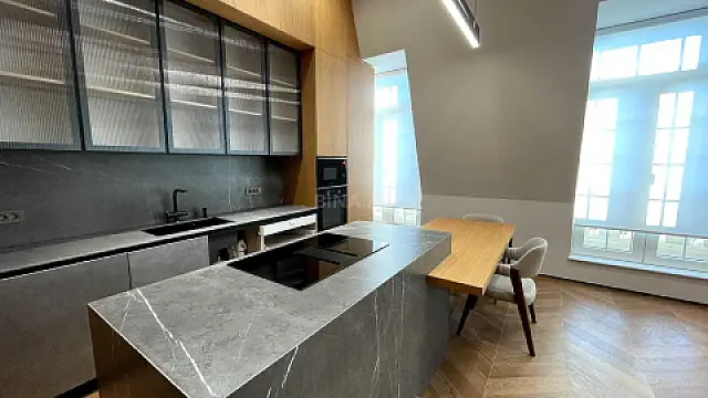 Kirayə verilir 2 otaqlı mənzil 55 m²