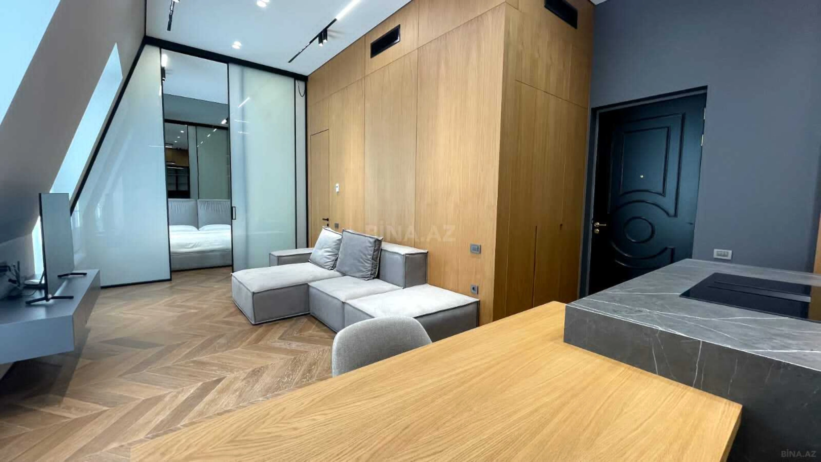 Kirayə verilir 2 otaqlı mənzil 55 m²