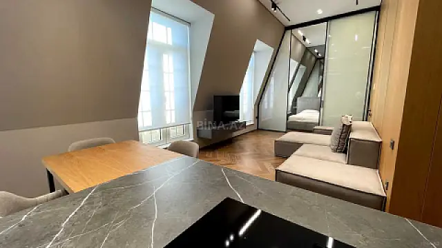 Kirayə verilir 2 otaqlı mənzil 55 m²