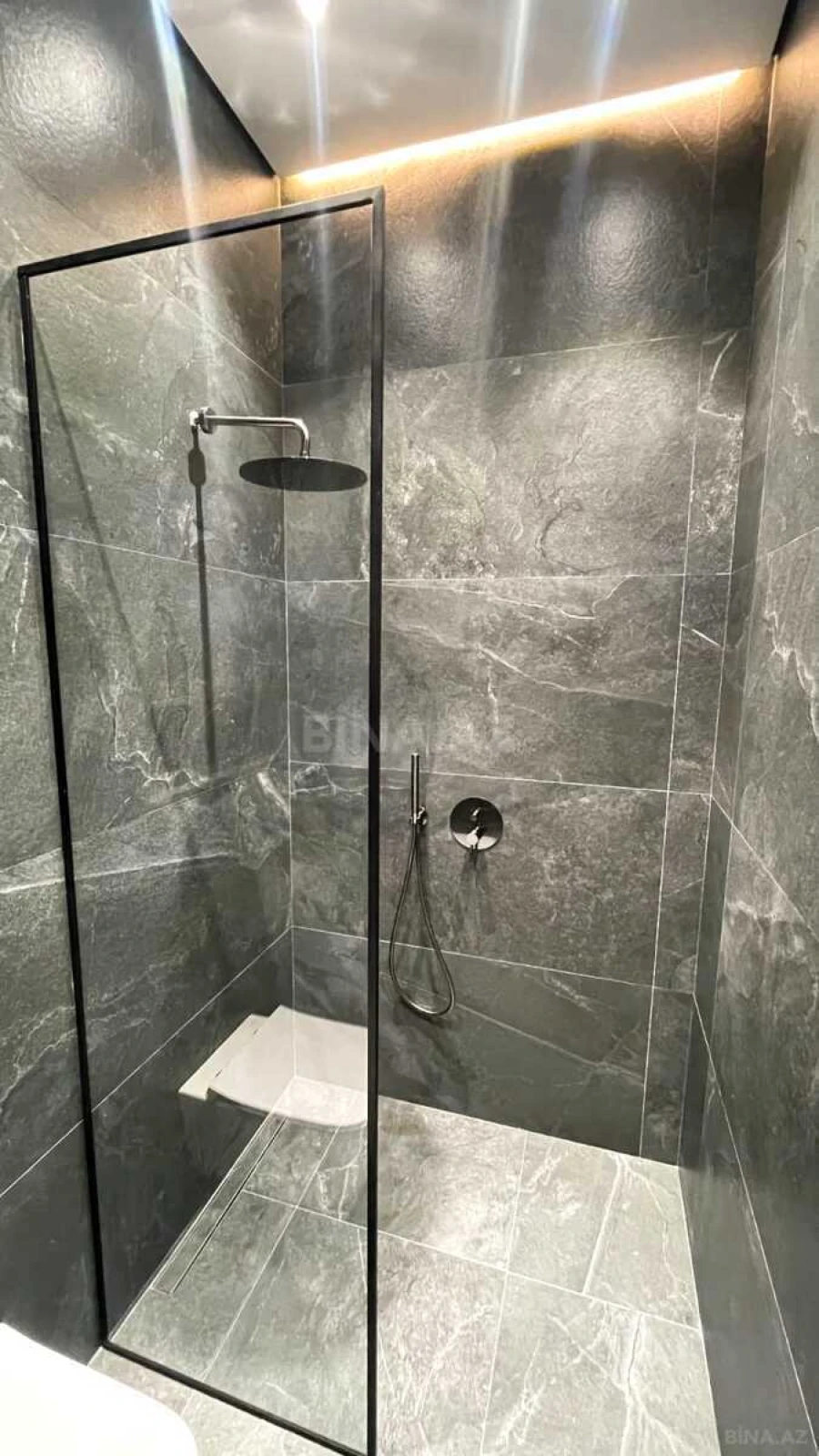 Kirayə verilir 2 otaqlı mənzil 55 m²