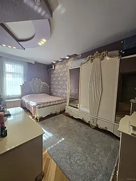 Satılır 3 otaqlı mənzil 107 m²