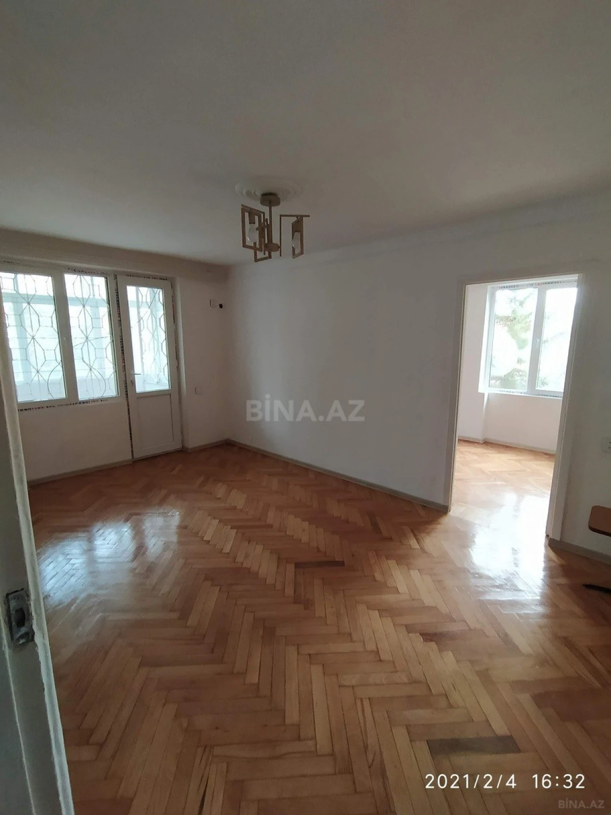 Satılır 2 otaqlı mənzil 40.3 m²
