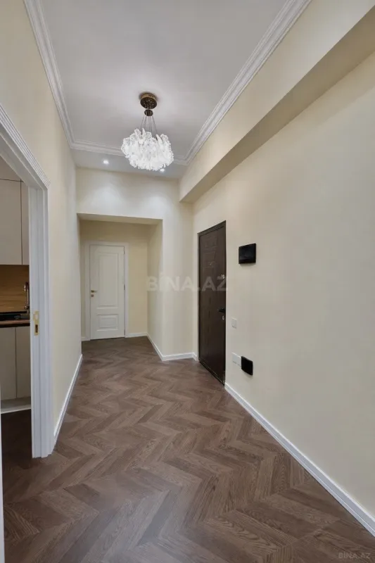 Satılır 2 otaqlı mənzil 80 m²