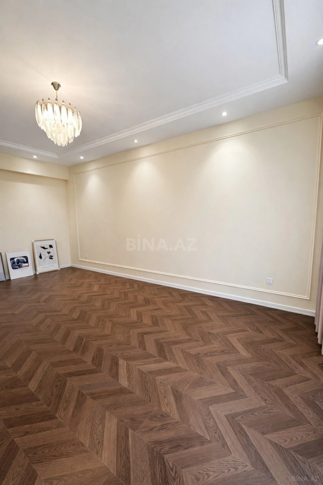 Satılır 2 otaqlı mənzil 80 m²