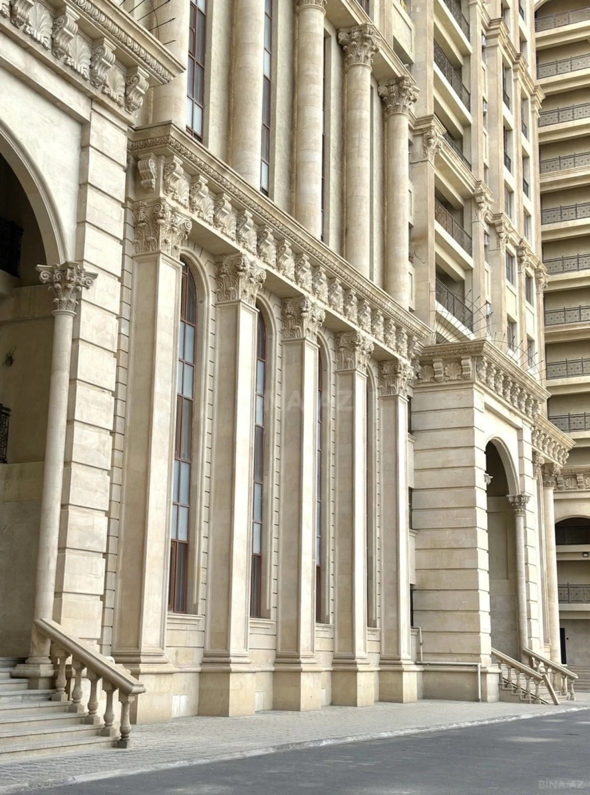 Satılır 2 otaqlı mənzil 80 m²