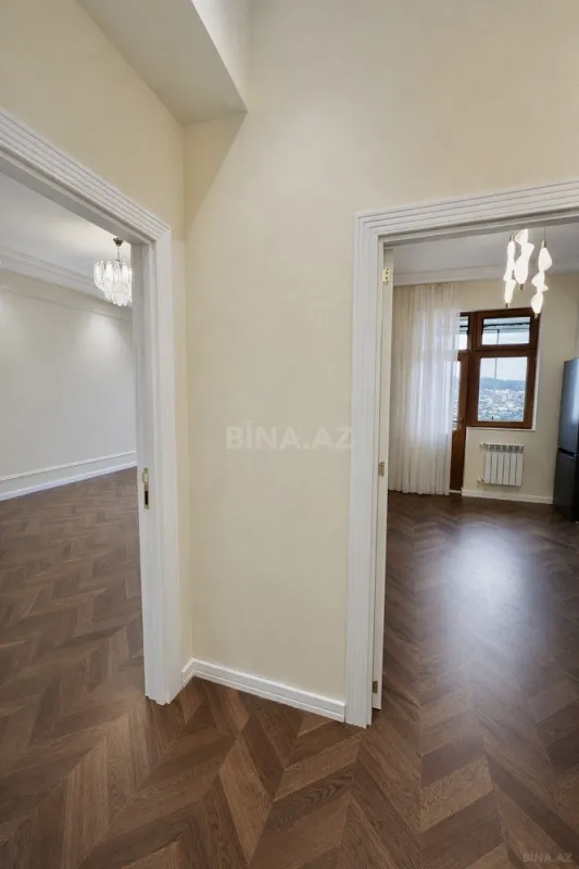 Satılır 2 otaqlı mənzil 80 m²