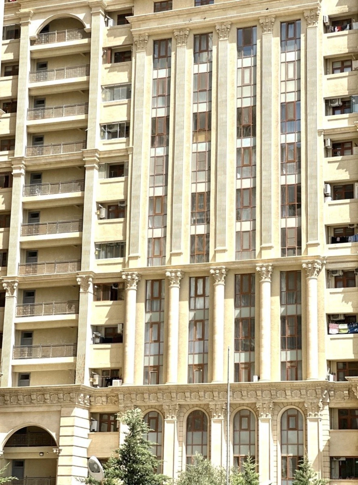 Satılır 2 otaqlı mənzil 80 m²