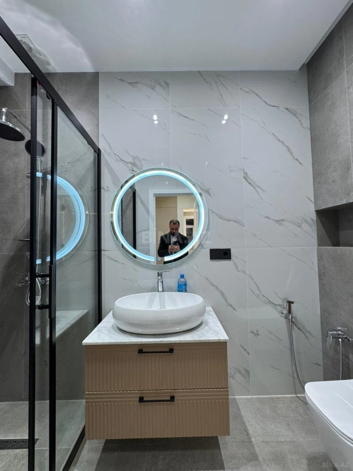 Satılır 2 otaqlı mənzil 60 m²