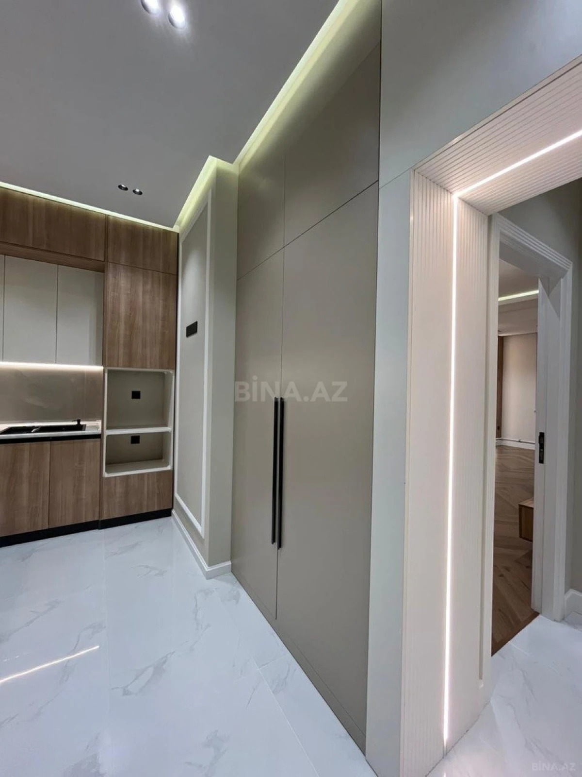 Satılır 2 otaqlı mənzil 60 m²