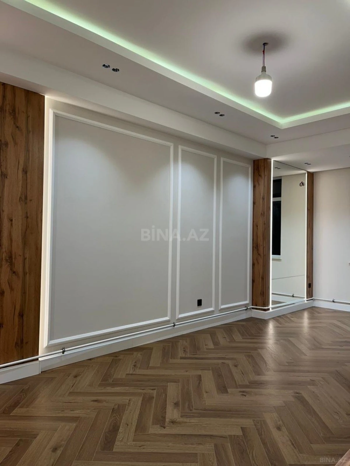 Satılır 2 otaqlı mənzil 60 m²