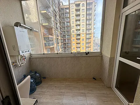 Kirayə verilir 2 otaqlı mənzil 110 m²