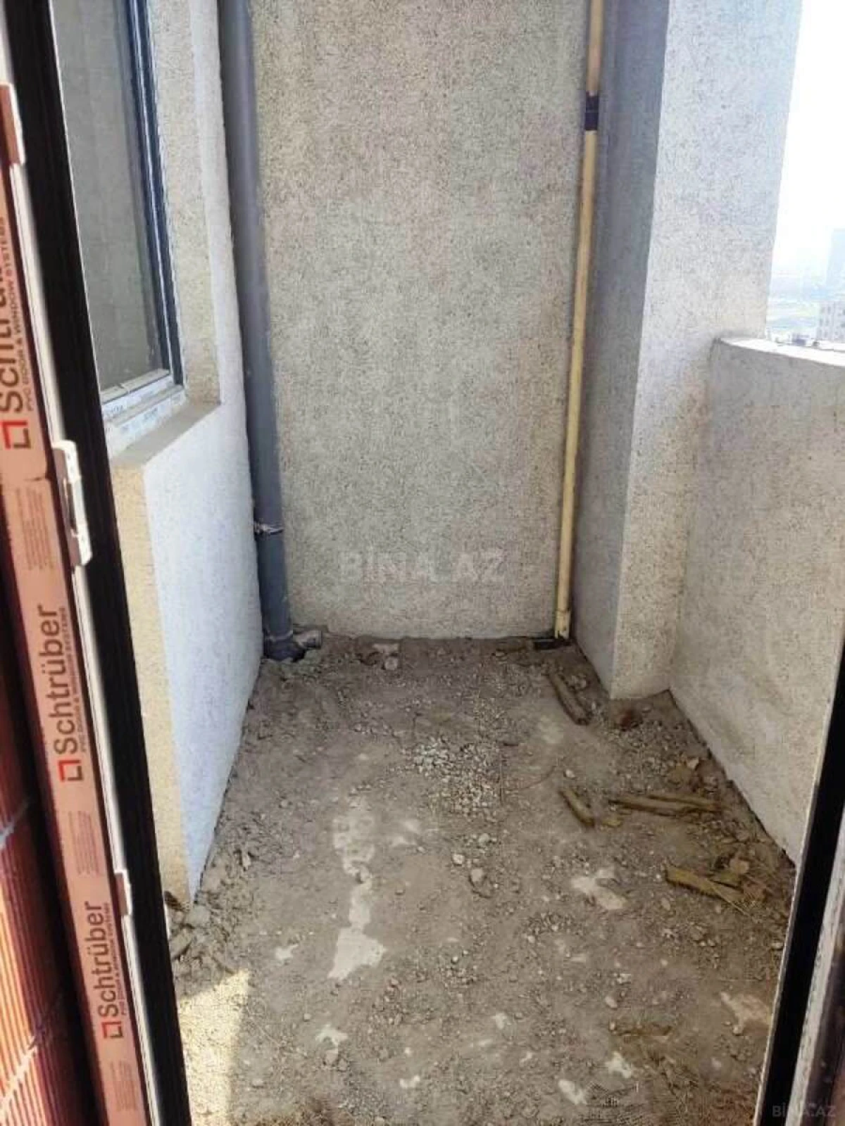 Satılır 3 otaqlı mənzil 76 m²