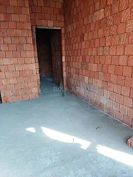 Satılır 3 otaqlı mənzil 76 m²