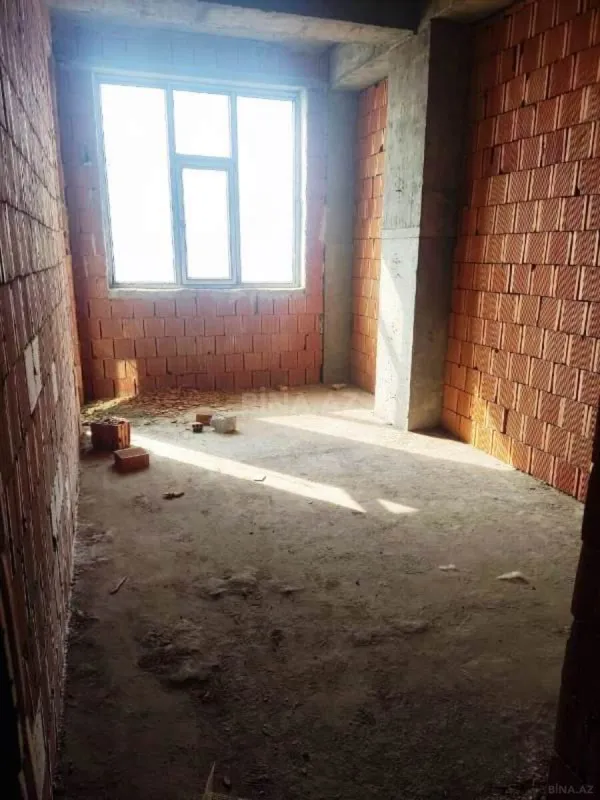 Satılır 3 otaqlı mənzil 76 m²