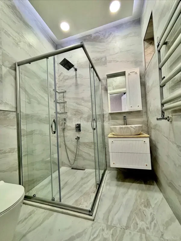 Kirayə verilir 4 otaqlı həyət evi 250 m²