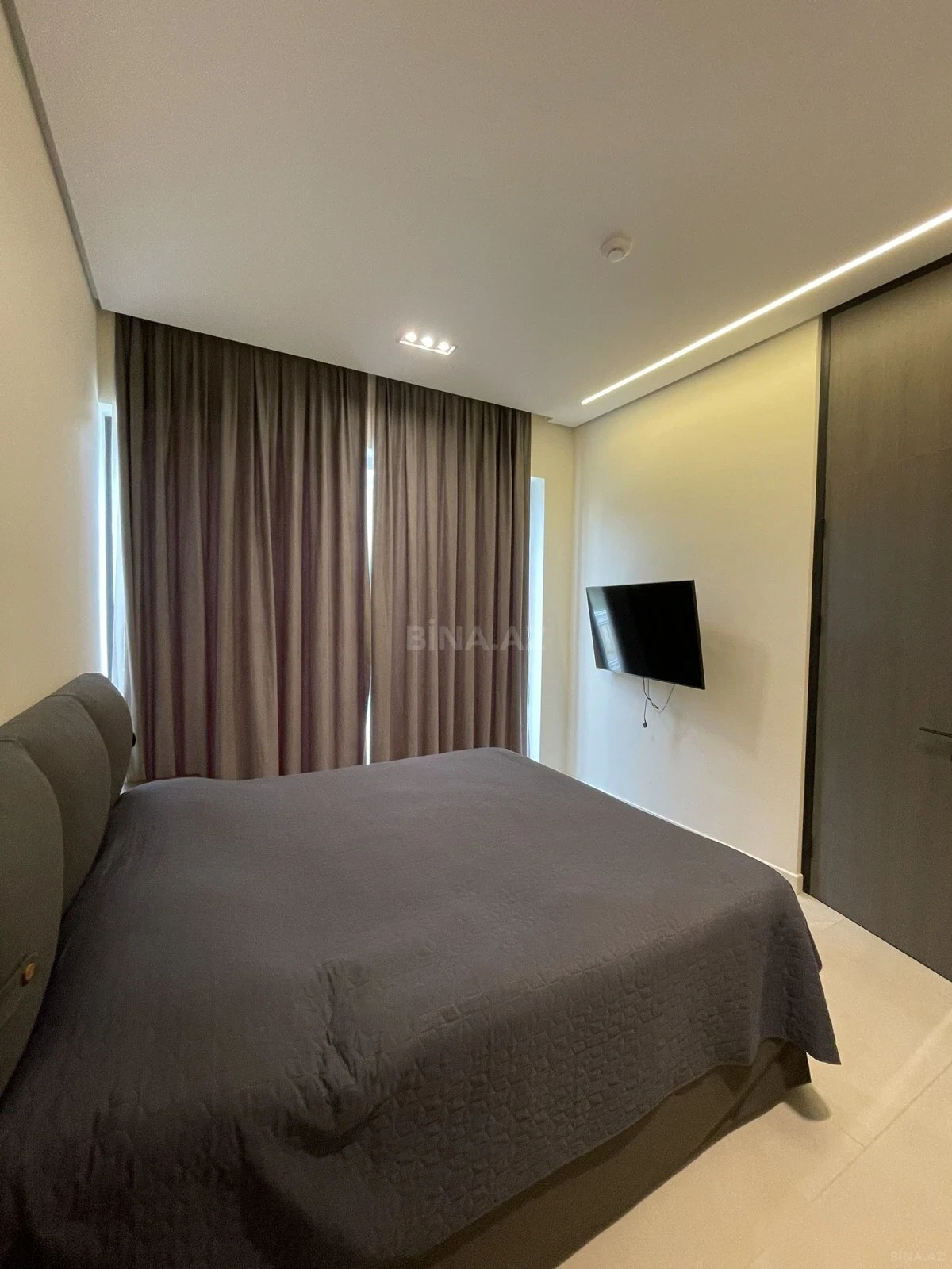 Kirayə verilir 4 otaqlı həyət evi 250 m²