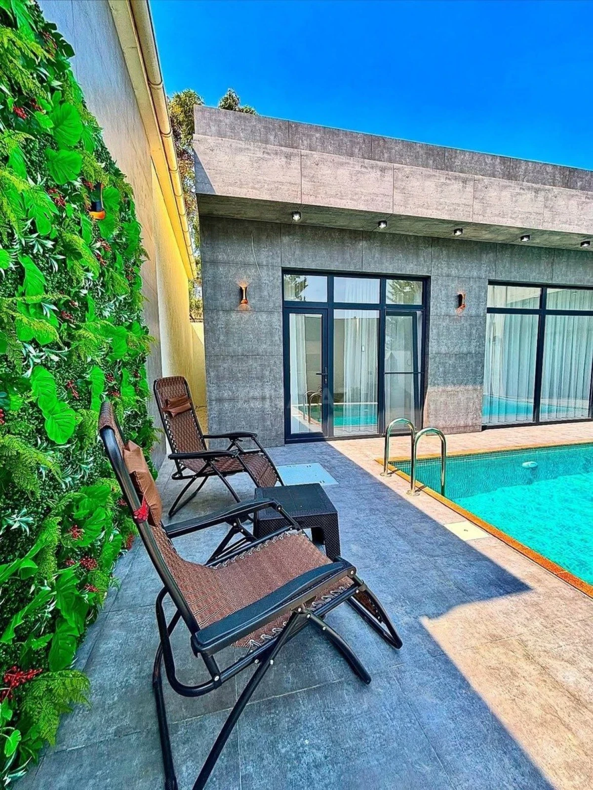 Kirayə verilir 4 otaqlı həyət evi 250 m²