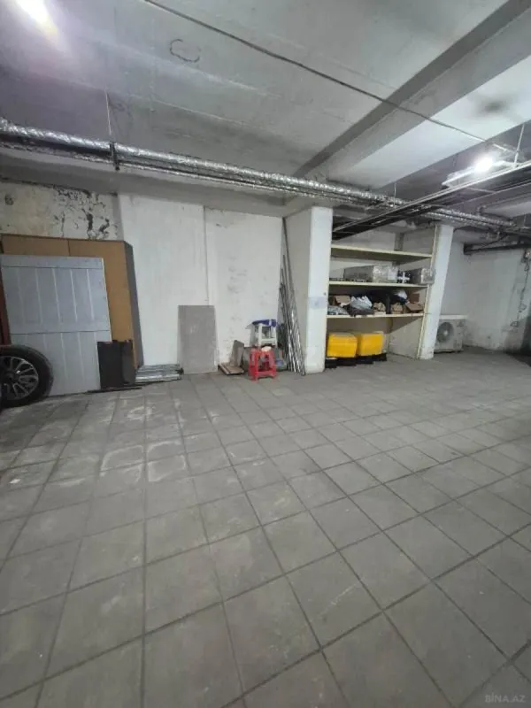 Satılır qaraj 70 m²