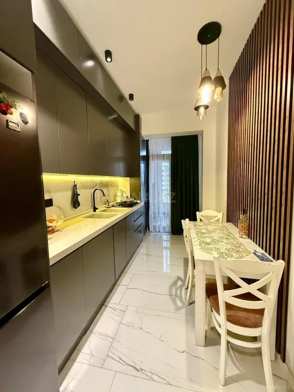 Satılır 3 otaqlı mənzil 85 m²