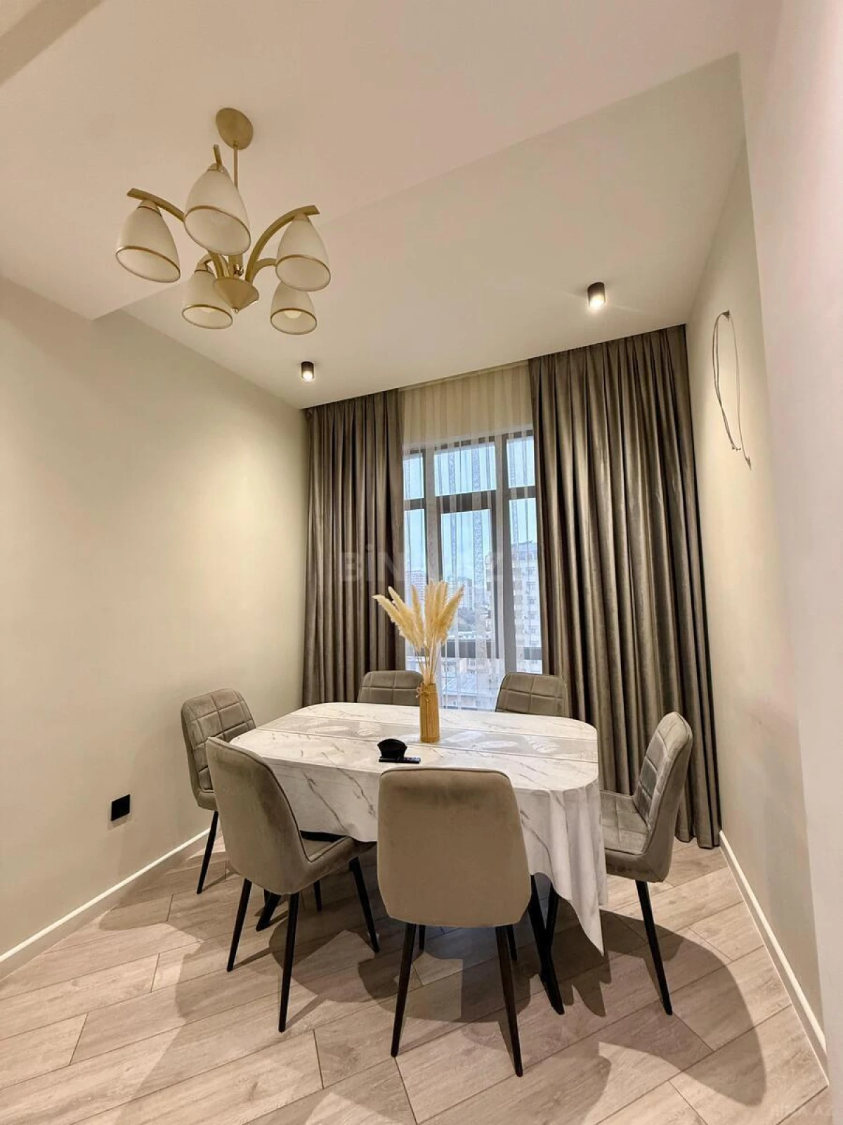 Satılır 3 otaqlı mənzil 85 m²