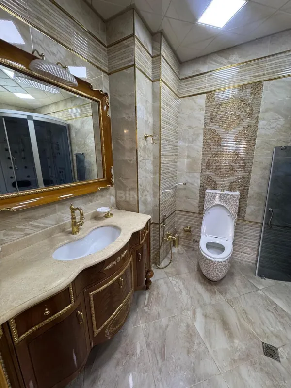 Kirayə verilir 3 otaqlı mənzil 150 m²