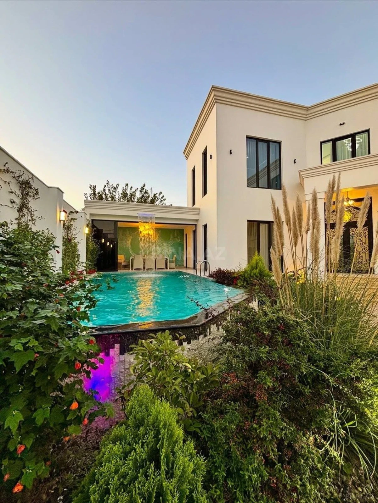 Kirayə verilir 5 otaqlı həyət evi 350 m²