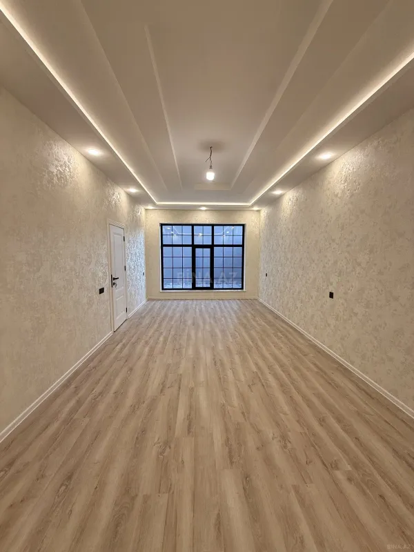 Satılır 5 otaqlı həyət evi 220 m²