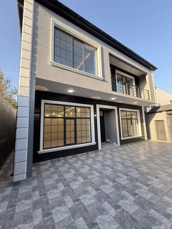 Satılır 5 otaqlı həyət evi 220 m²