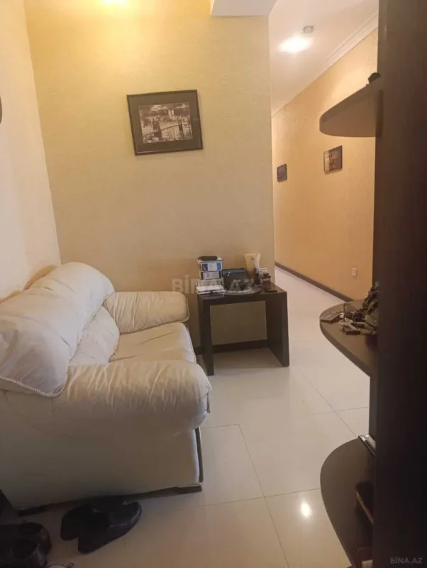Satılır 2 otaqlı mənzil 90 m²