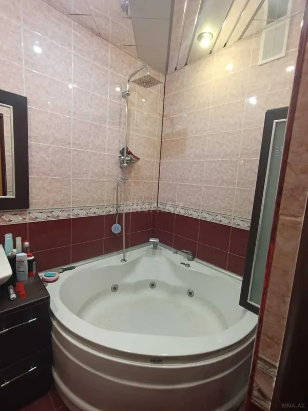 Satılır 2 otaqlı mənzil 90 m²