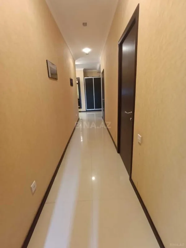 Satılır 2 otaqlı mənzil 90 m²