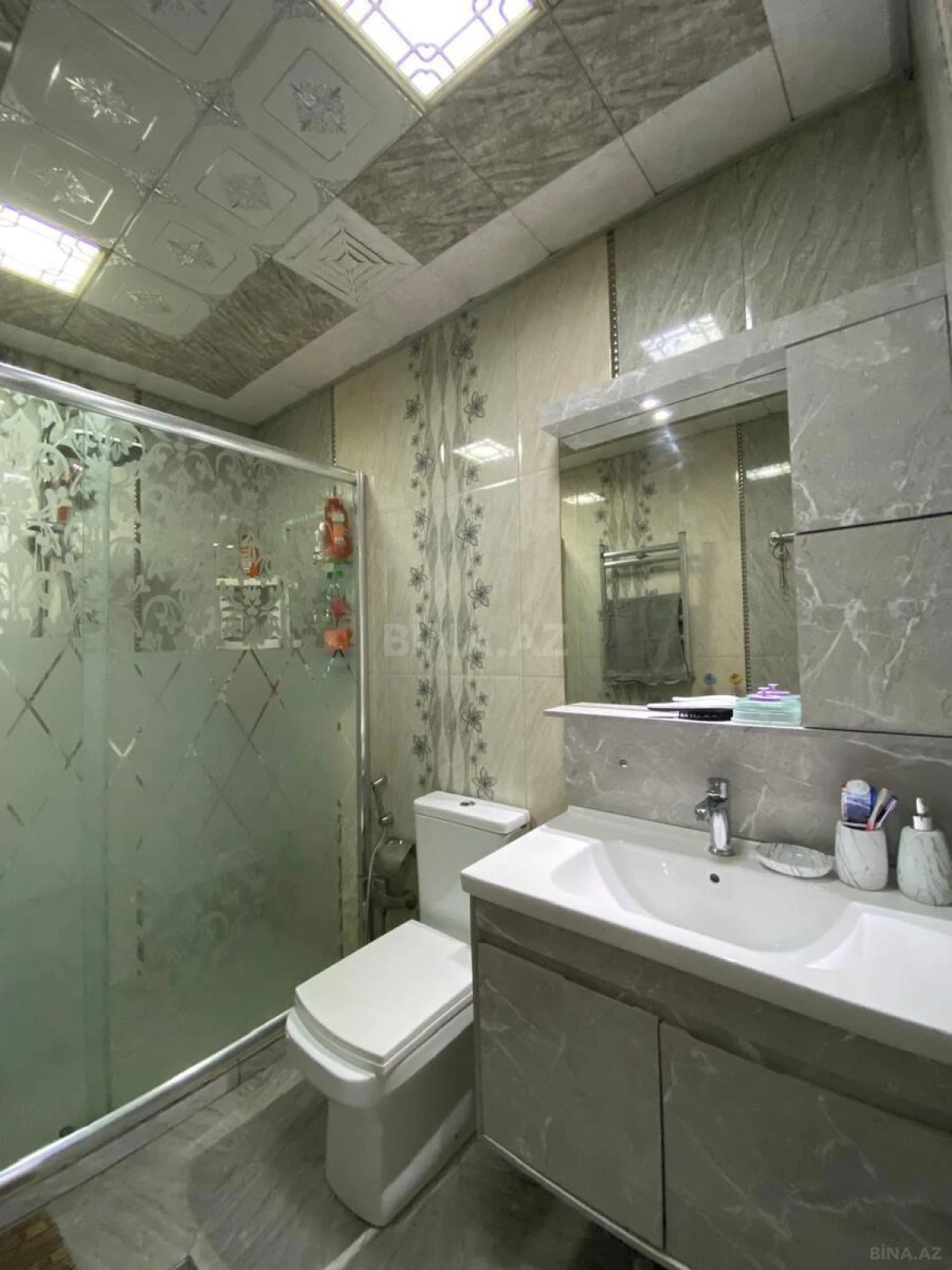 Satılır 3 otaqlı mənzil 77 m²