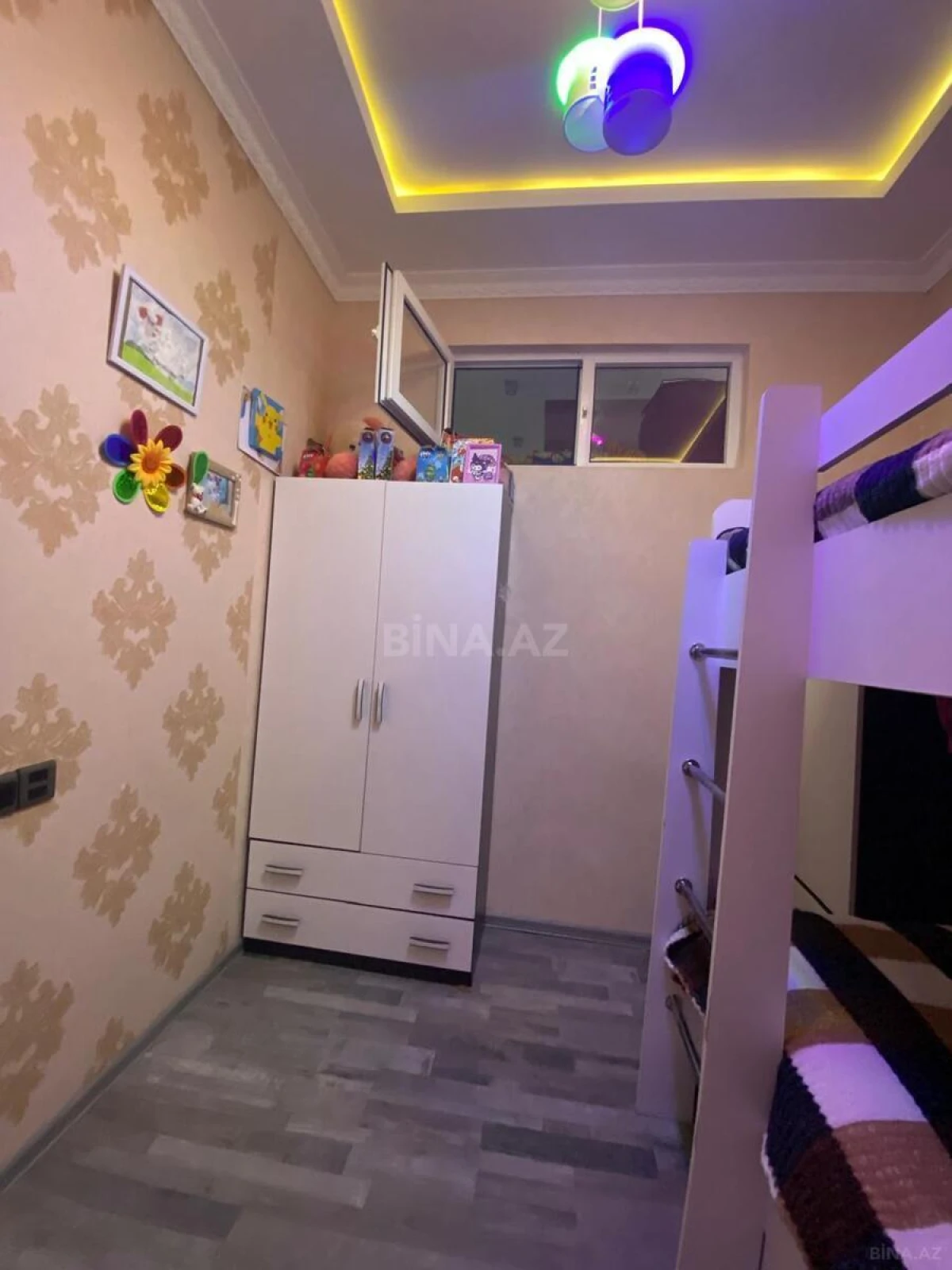 Satılır 3 otaqlı mənzil 77 m²