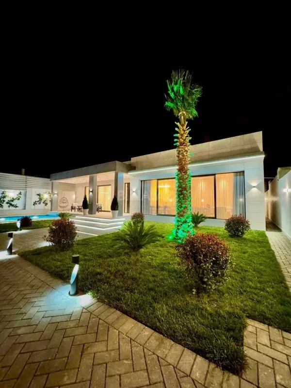 Kirayə verilir 4 otaqlı həyət evi 250 m²