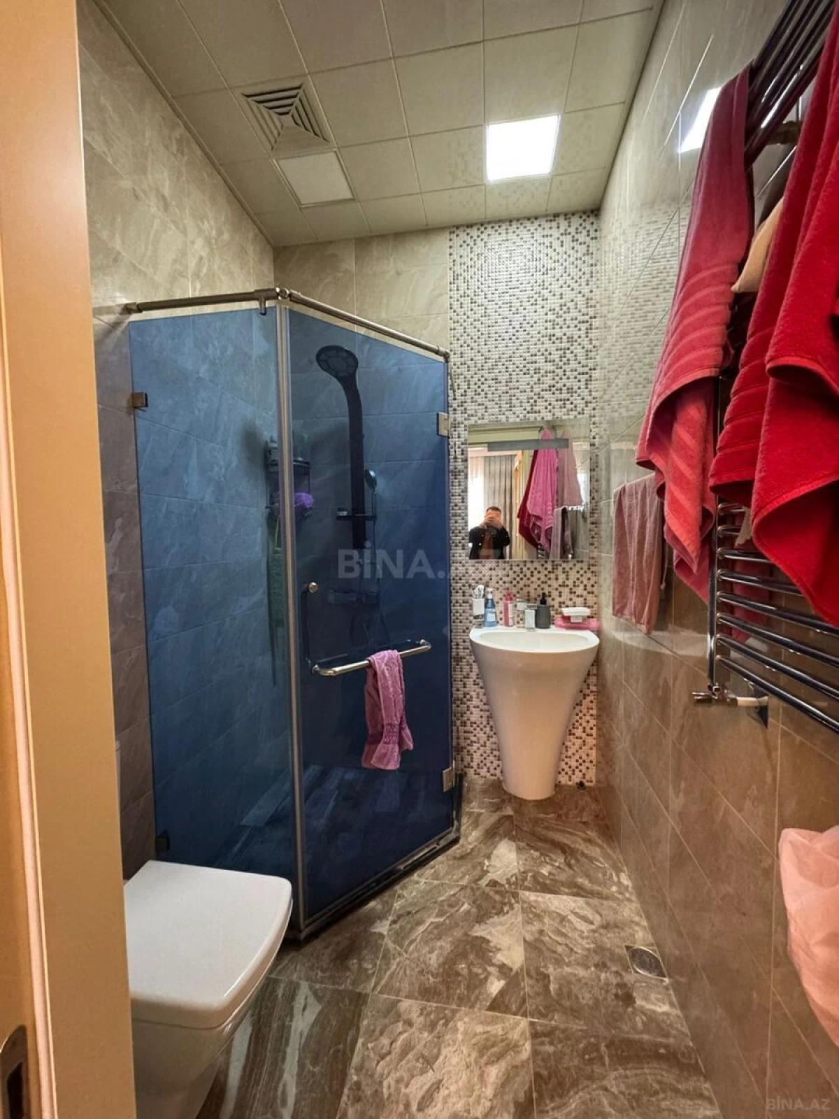 Satılır 4 otaqlı mənzil 160 m²