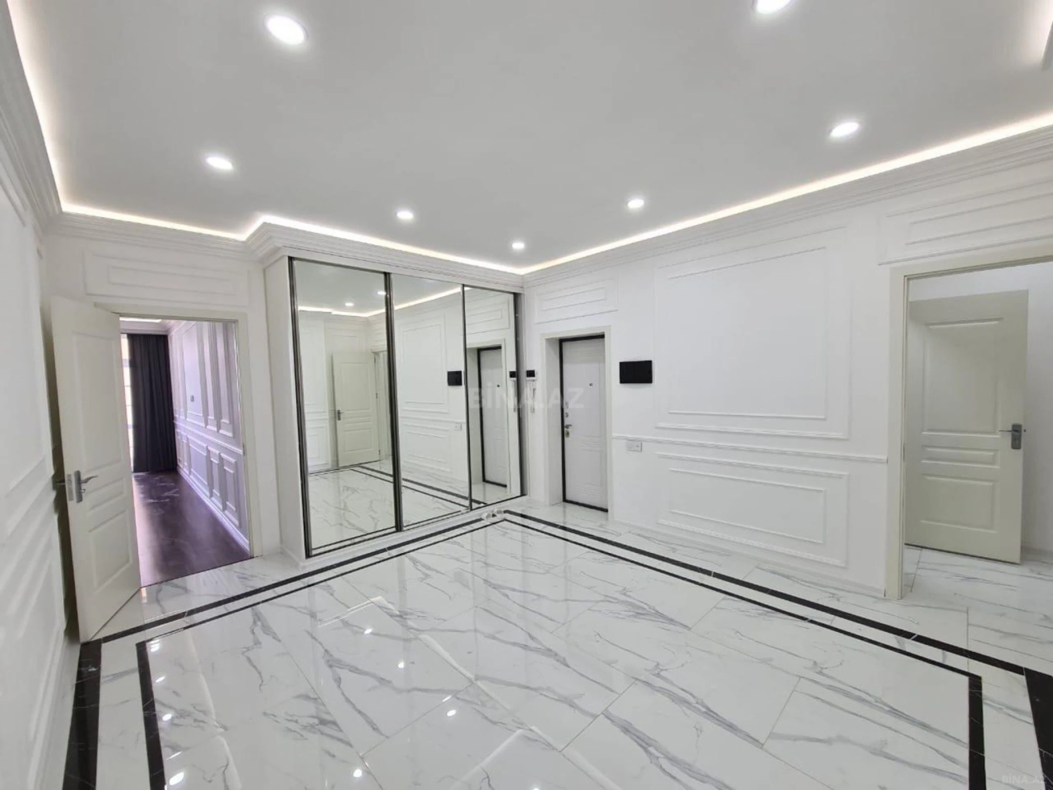 Kirayə verilir 3 otaqlı mənzil 110 m²