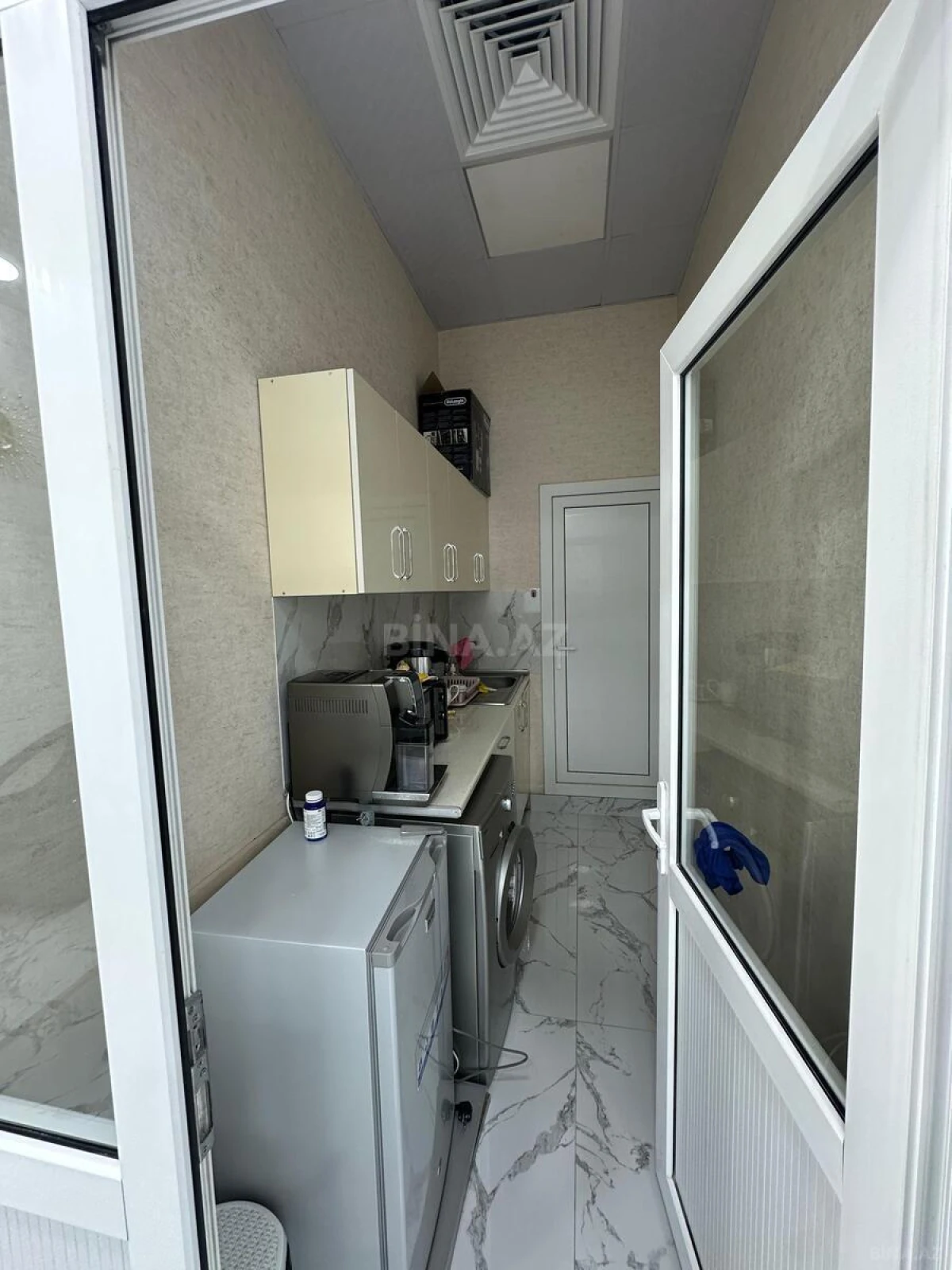 Satılır obyekt 60.1 m²