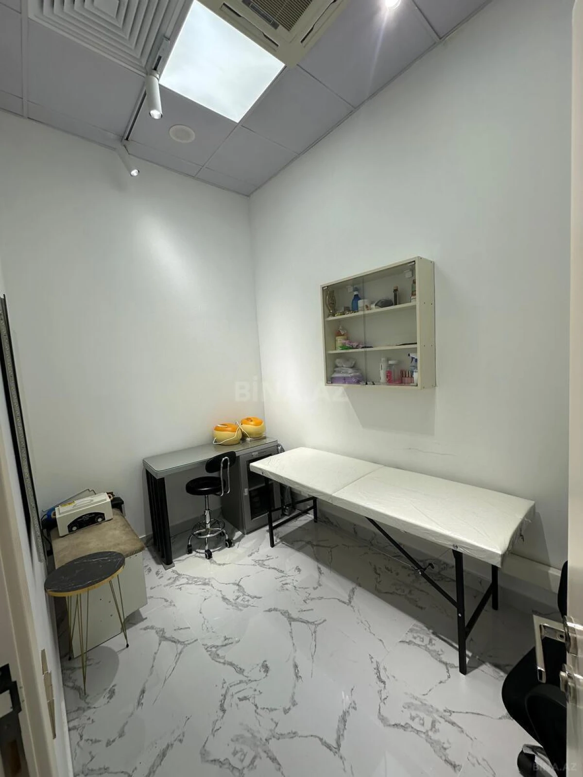 Satılır obyekt 60.1 m²