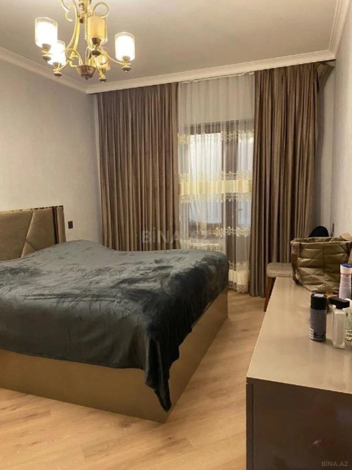 Satılır 3 otaqlı mənzil 90 m²