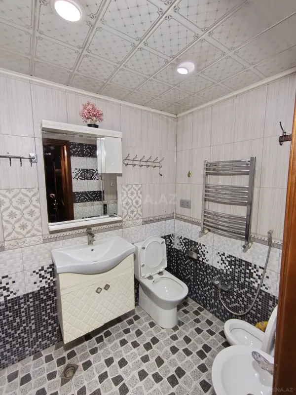 Kirayə verilir 2 otaqlı mənzil 60 m²