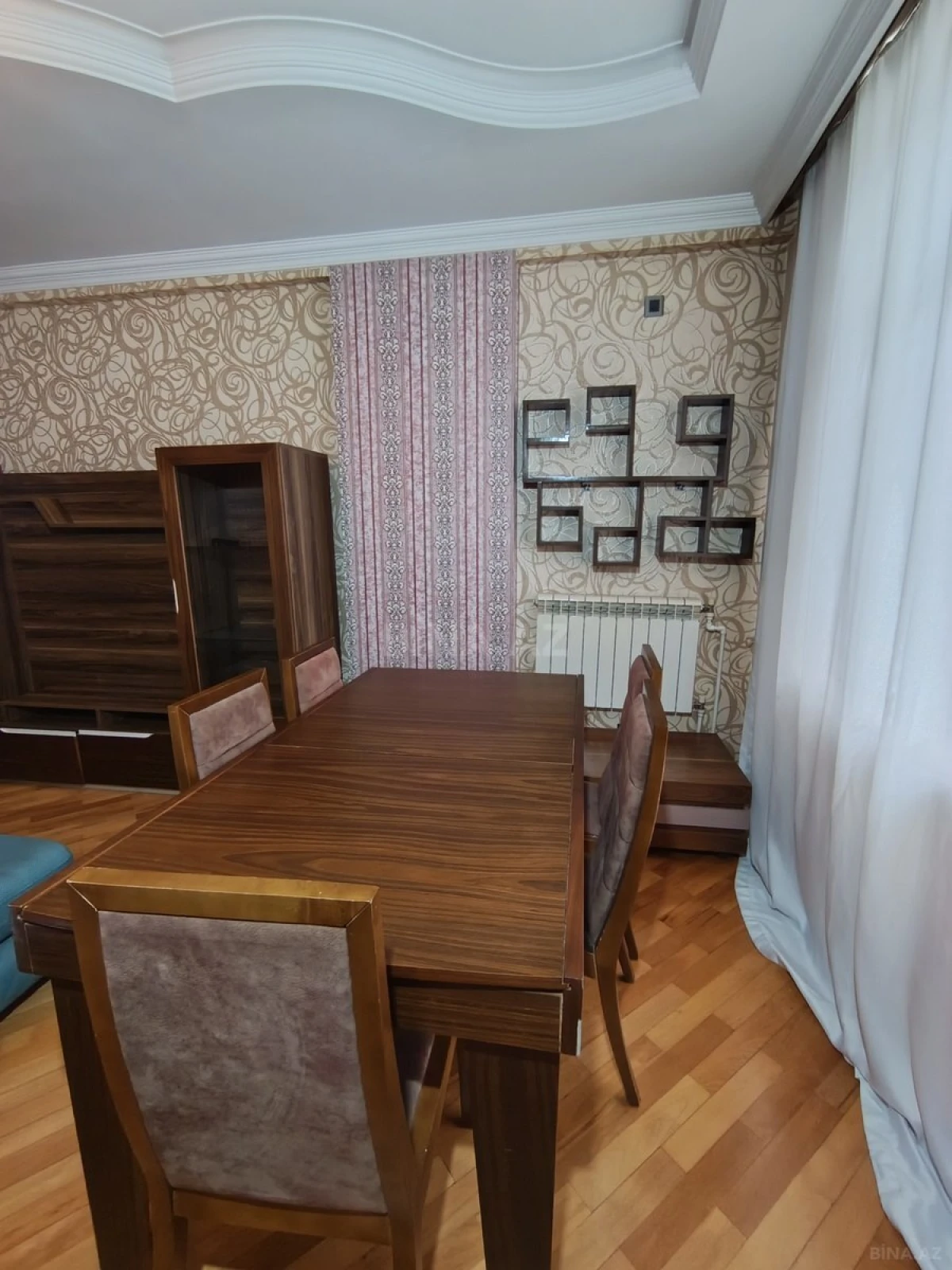 Kirayə verilir 2 otaqlı mənzil 60 m²