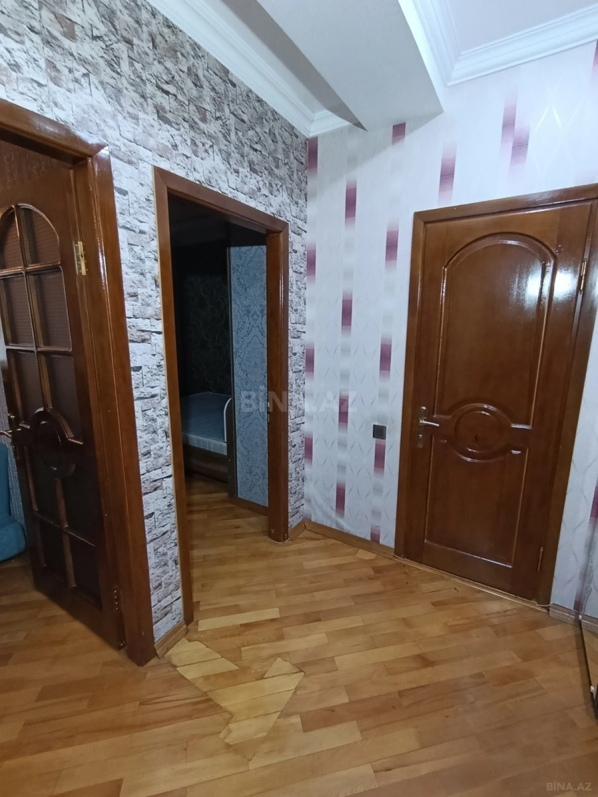 Kirayə verilir 2 otaqlı mənzil 60 m²