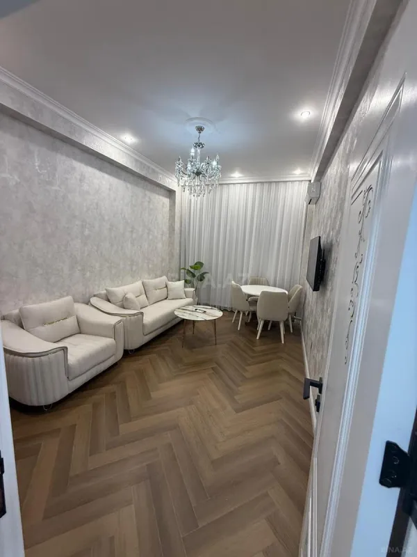 Satılır 2 otaqlı mənzil 55 m²